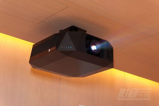 4K激光投影机QL3000B案例探访凯时尊龙【家访】广州白云EPSON